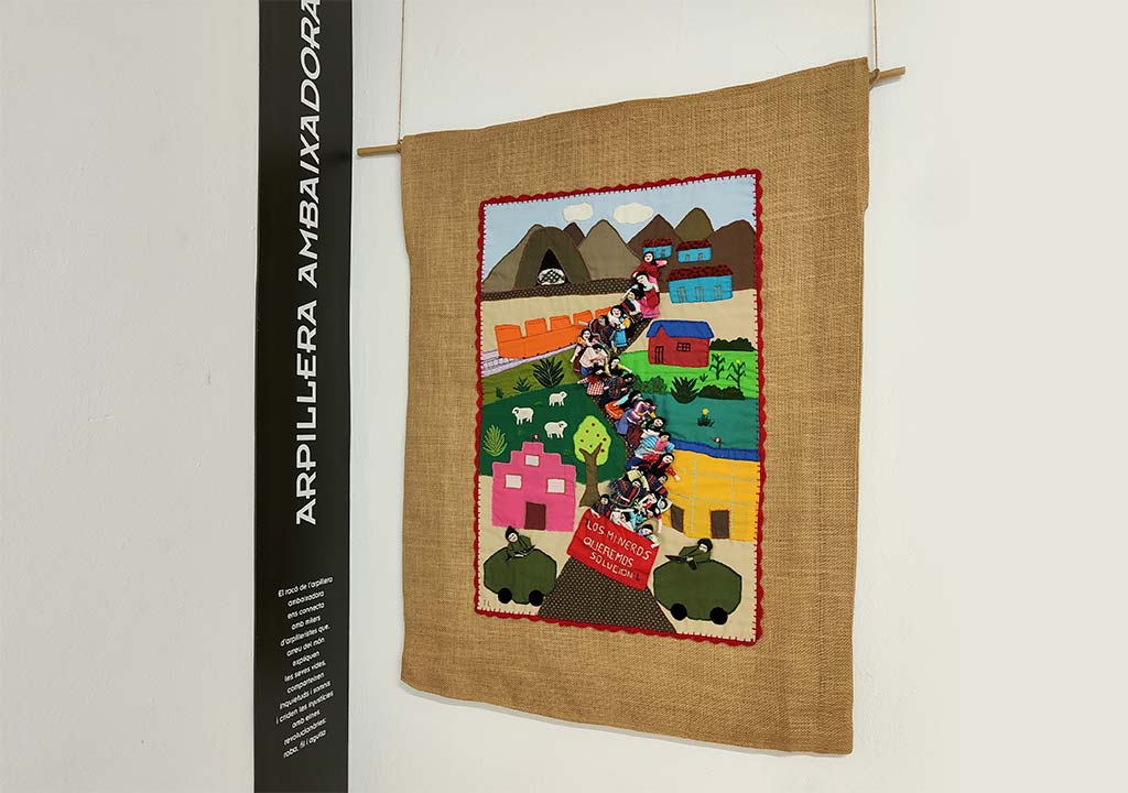 'Marcha de las mujeres de los mineros /Marxa de les dones dels miners / March of the miners’ wives, daughters and sisters', by TL, Mujeres Creativas workshop, Peru. On display at Fundació Ateneu Sant Roc, 1 Nov 2023 -31 May 2024. (Photo: Roser Corbera)
