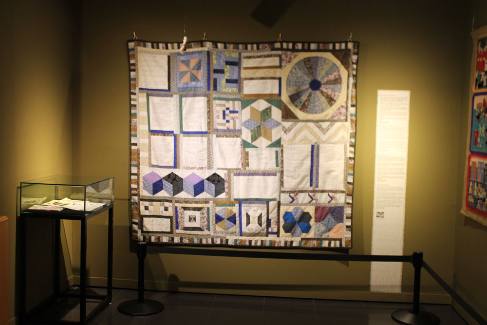 'Hilvanando la busqueda/Stitching the search' by Nicole Drouilly. The showcase contains documentation about her disappeared sister Jaqueline Drouilly. (Photo: Museo de la Paz de Gernika)